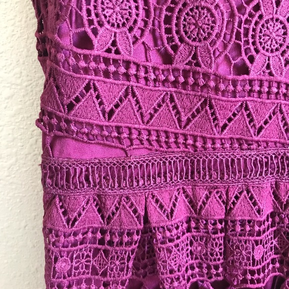 Lulu’s embroidered dress - Picture 4 of 6